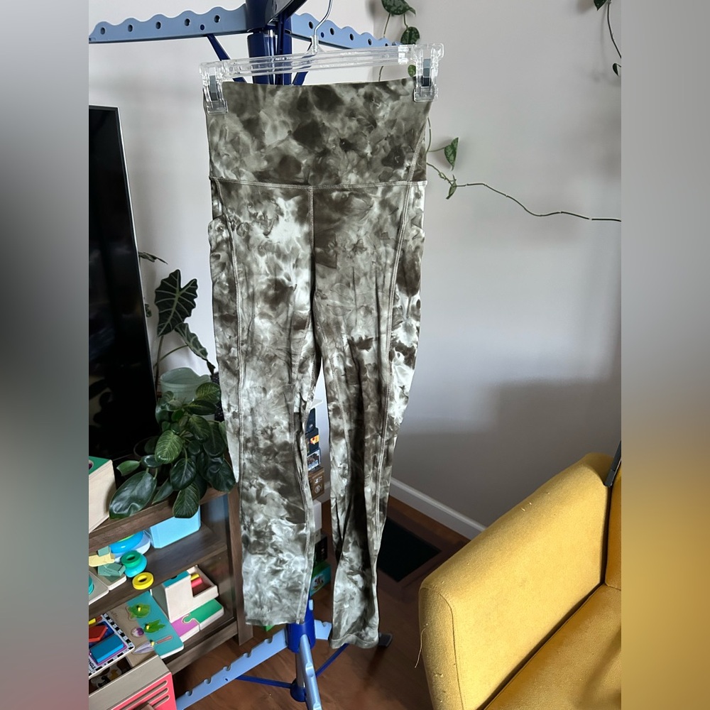 Lululemon Align diamond dye starlight smoked spruce  Leggings with pockets!!